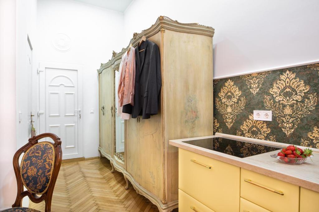 Regina Apartments On Kiraly Street Budapest Bagian luar foto